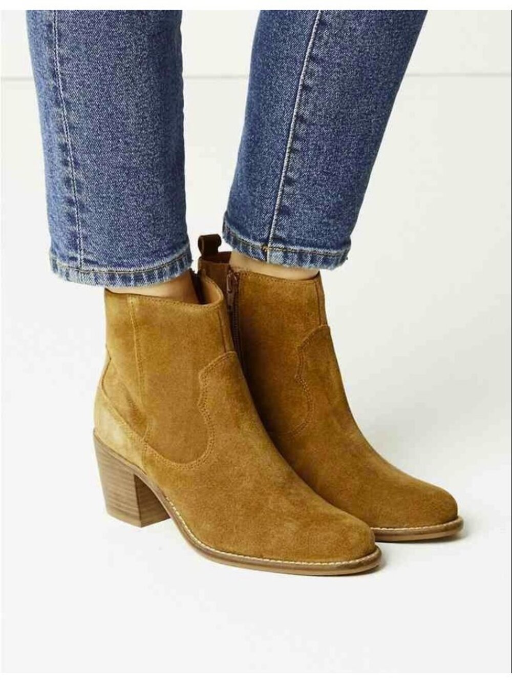 NWOB J Crew Women’s Golden Brandy Suede 2” Block Heel Booties Size 9 1837 - Picture 2 of 16